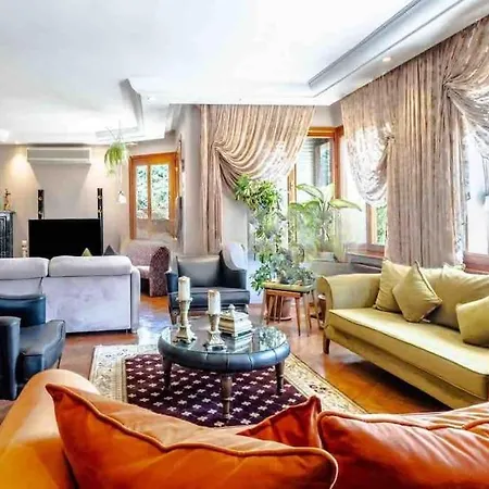 Peaceful Hometown With Perfect Sea And Forest View Apartment *